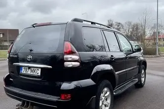 Toyota Land Cruiser, 3.0, 127 kW, дизель, автомат, полный привод