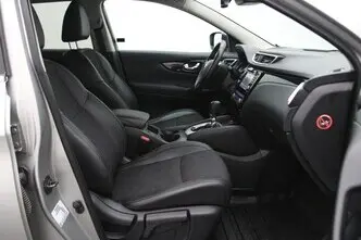 Nissan Qashqai, 1.2, 85 kW, petrol, automatic, front-wheel drive