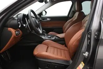 Alfa Romeo Giulia, 2.0, 147 kW, bensiin, automaat, tagavedu