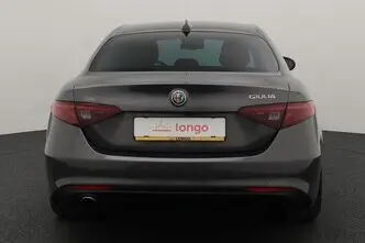 Alfa Romeo Giulia, 2.0, 147 kW, bensiin, automaat, tagavedu