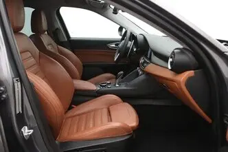 Alfa Romeo Giulia, 2.0, 147 kW, bensiin, automaat, tagavedu
