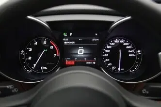 Alfa Romeo Giulia, 2.0, 147 kW, bensiin, automaat, tagavedu