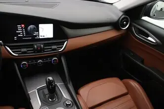 Alfa Romeo Giulia, 2.0, 147 kW, bensiin, automaat, tagavedu