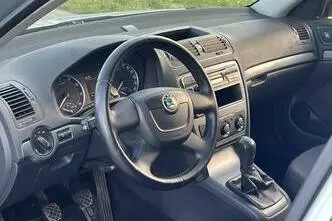 Škoda Octavia, 1.2, 77 kW, bensiin, manuaal, esivedu