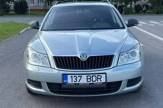 Škoda Octavia, 1.2, 77 kW, bensiin, manuaal, esivedu