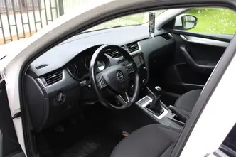 Škoda Octavia, 1.0, 85 kW, бензин, механическая, передний привод