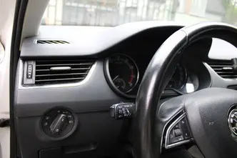 Škoda Octavia, 1.0, 85 kW, бензин, механическая, передний привод