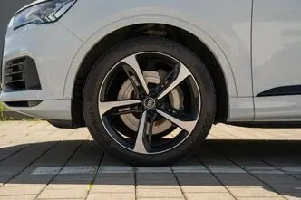 Audi Q7, 3.0, 250 kW, petrol, automatic, four-wheel drive