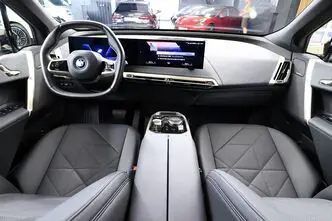 BMW iX, 102 kW, elekter, automaat, nelikvedu