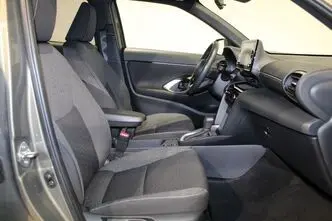 Toyota Yaris Cross, 1.5, 68 kW, гибрид, автомат, передний привод