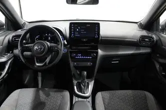 Toyota Yaris Cross, 1.5, 68 kW, гибрид, автомат, передний привод