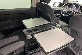 Mercedes-Benz V 220, 2.1, 120 kW, diisel, automaat, nelikvedu