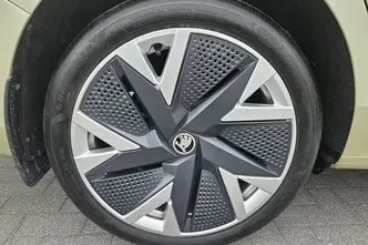 Škoda Superb, 1.5, 110 kW, hybrid, automatic, front-wheel drive