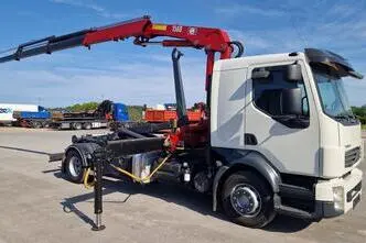 Volvo FL280 4X2 HMF 1560, 7.2, 206 kW, дизель, задний привод