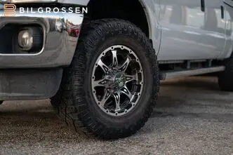 Ford F 250, 283 kW, бензин, автомат, полный привод