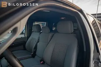 Ford F 250, 283 kW, бензин, автомат, полный привод