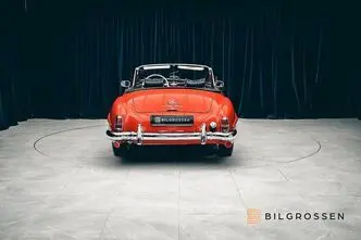 Mercedes-Benz 190, 77 kW, petrol, manual, four-wheel drive