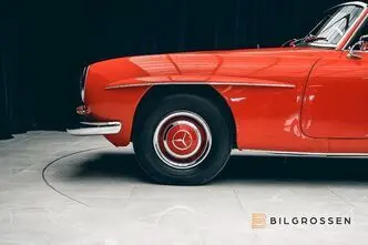 Mercedes-Benz 190, 77 kW, petrol, manual, four-wheel drive