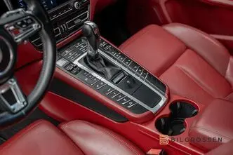 Porsche Macan, 3.0, 260 kW, бензин, автомат, полный привод