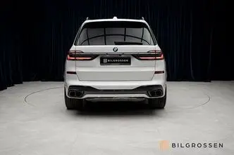BMW X7, 4.4, 390 kW, бензин, автомат, полный привод