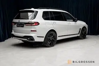 BMW X7, 4.4, 390 kW, бензин, автомат, полный привод