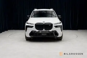 BMW X7, 4.4, 390 kW, бензин, автомат, полный привод