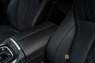 BMW X7, 4.4, 390 kW, бензин, автомат, полный привод