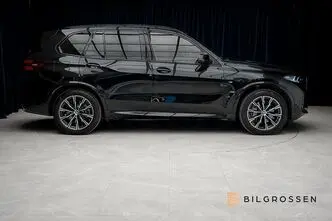 BMW X5, 3.0, 360 kW, гибрид, автомат, полный привод