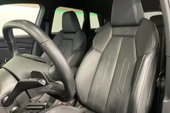 Audi Q4 e-tron, 77 kW, electric, automatic, four-wheel drive