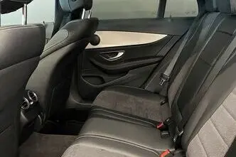 Mercedes-Benz E 300, 2.0, 143 kW, pistikhübriid, automaat, tagavedu