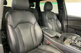Audi Q7, 3.0, 210 kW, гибрид, автомат, полный привод