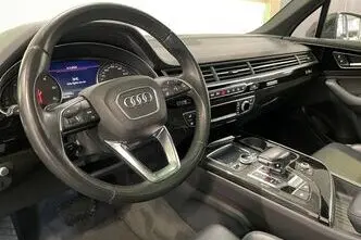 Audi Q7, 3.0, 210 kW, гибрид, автомат, полный привод