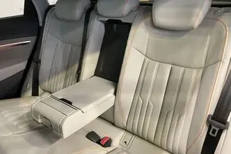 Audi e-tron, 158 kW, electric, automatic, four-wheel drive