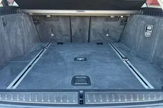BMW 530, 3.0, 210 kW, hübriid, automaat, nelikvedu