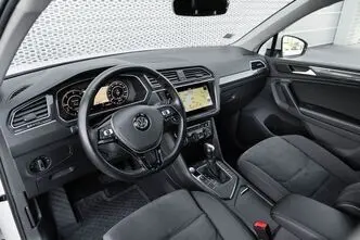 Volkswagen Tiguan, 2.0, 110 kW, дизель, автомат, передний привод