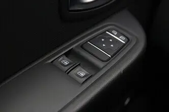 Renault Clio, 0.9, 66 kW, бензин, механическая, передний привод