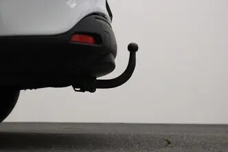 Renault Clio, 0.9, 66 kW, бензин, механическая, передний привод