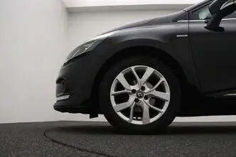 Renault Clio, 0.9, 66 kW, бензин, механическая, передний привод
