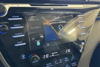 Toyota Camry, 2.5, 131 kW, гибрид, автомат, передний привод