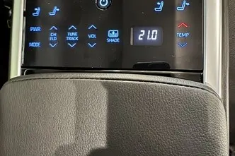 Toyota Camry, 2.5, 131 kW, гибрид, автомат, передний привод
