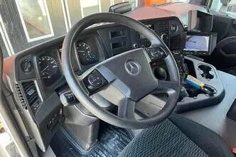 Mercedes-Benz Antos 1830 4x2, 220 kW, дизель, автомат