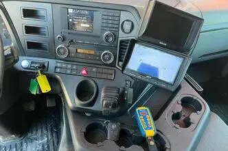 Mercedes-Benz Antos 1830 4x2, 220 kW, дизель, автомат