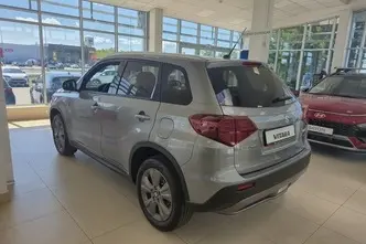 Suzuki Vitara, 1.5, 75 kW, hybrid, automatic, front-wheel drive