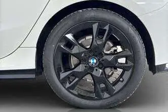 BMW 120, 1.5, 115 kW, бензин, автомат, передний привод