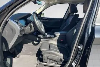 BMW X3, 2.0, 135 kW, гибрид, автомат, полный привод