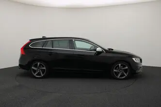 Volvo V60, 2.0, 140 kW, diesel, manual, front-wheel drive