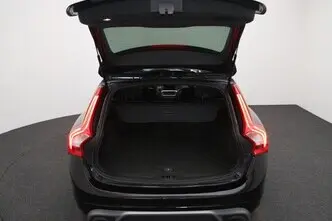 Volvo V60, 2.0, 140 kW, diesel, manual, front-wheel drive