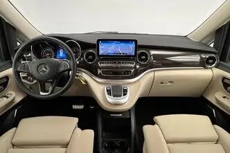 Mercedes-Benz V 300, 2.0, 174 kW, дизель, автомат, задний привод