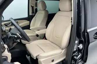 Mercedes-Benz V 300, 2.0, 174 kW, дизель, автомат, задний привод