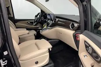 Mercedes-Benz V 300, 2.0, 174 kW, дизель, автомат, задний привод